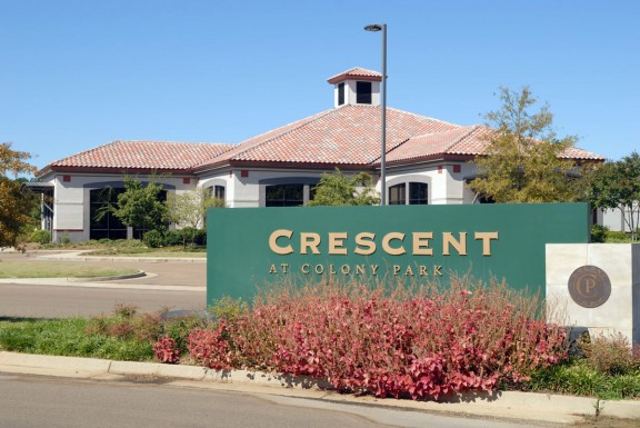 Crescent exterior sign